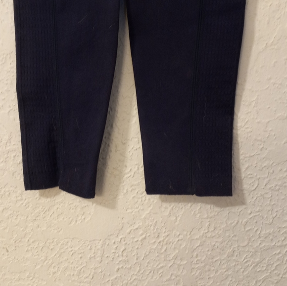 New With Tags Fabletics Yoga Leggings - Picture 4 of 7